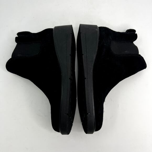 Aqua College Women's Loretta Waterproof Booties - Picture 5 of 9